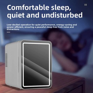 Mini Frigo Elettrico Portatile in Plastica, Silenzioso, Senza Ghiaccio, 4L, Alimentazione Solare, Efficienza Energetica Grado 1, per Auto, <span class=keywords><strong>Cosmetici</strong></span> e Cura della Pelle - Product Image 2