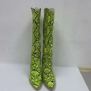 Bottes hautes pour femmes, sur mesure, de haute qualité, style western, à motif serpent, en peau de serpent, à semelle épaisse et bout pointu, pour l'hiver. - Product Image 2