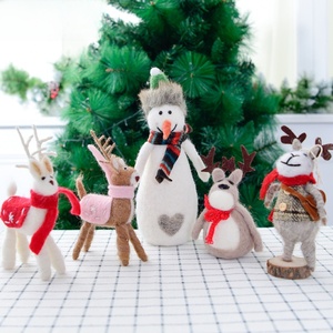 Nuevo Muñeco de Nieve de Fieltro de Lana Navideño, Regalo para Niños, Accesorio de Fotografía, Adorno de Escritorio, Decoración de Ventana - Product Image 1