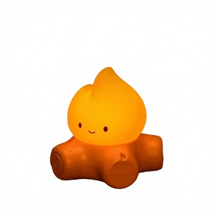Lampe de chevet LED moderne blanc chaud en ABS, imitation flamme, alimentée par USB/piles, intensité réglable, idéale pour chambre d'enfant, cadeau, vente en gros - Product Image 3