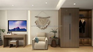 Ensemble de meubles de chambre d'hôtel 3 étoiles : Lit king-size en bois avec canapé, tables de chevet, tête de lit, armoire et meubles TV pour chambre complète - Product Image 2