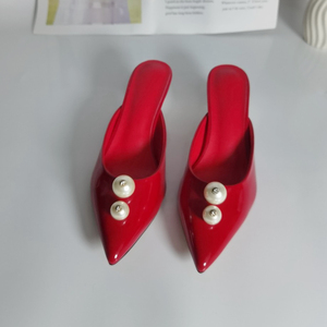 Eleganti Mules in Pelle Rosse con Tacco a Spillo e Punta Affusolata, Misura Grande 43, con Perle, Sandali e Scarpe con Tacco Alto da Donna - Product Image 2