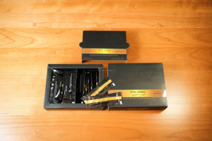 Mới nhất thiết kế bán buôn quan trọng mật ong đen ngựa đóng gói Hộp Quà tặng sữa ong chúa mật ong cứng nhắc hộp với UV tráng Kraft chất liệu - Product Image 6