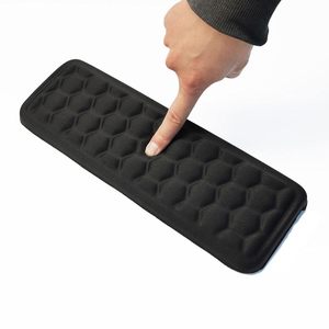 Ensemble de 2 repose-poignets ergonomiques en mousse à mémoire de forme pour clavier, coussin antidérapant en nid d'abeille, support de poignet confortable pour le bureau - Product Image 4