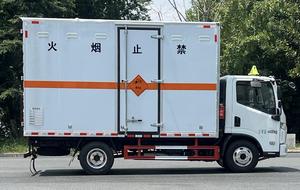 4X2 1-10 Ton Efficient Cargo Van New Diesel Fast Gear Box Truck for Heavy Duty Use Euro 6 Euro 2 Emission Left Chassis - Product Image 2