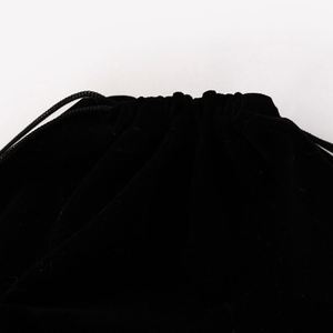 Grande pochette en velours personnalisée de haute qualité avec cordon de serrage, sac d'emballage pour fournisseurs, pochette cadeau pour bijoux - Product Image 3