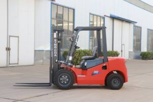 <span class=keywords><strong>Mini</strong></span> Montacargas Diésel de 3 Toneladas Condición Nueva Contrabalanceado Hidráulico para Almacén Minorista - Product Image 2