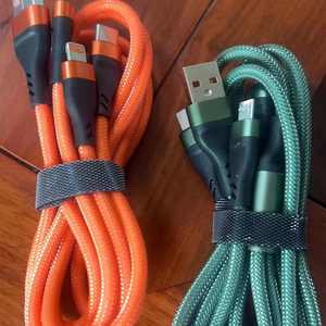 <span class=keywords><strong>สาย</strong></span>ชาร์จเร็วแบบถัก 100W ออลอินวัน สำหรับโทรศัพท์มือถือ หัว USB-C และ USB-A รองรับการชาร์จเร็วพิเศษ ใช้ได้ทั้งในรถและที่บ้าน <span class=keywords><strong>สาย</strong></span>ดาต้า 1 ต่อ 3 - Product Image 1