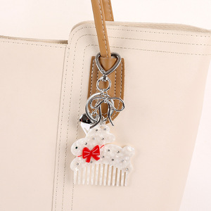 Cartoon Katze Hase Mini-Kamm Schlüsselanhänger Silber Herz Schleife Metallverschluss Taschenanhänger Tragbarer Taschen-Haarpflegekamm Süßer Stil - Product Image 3