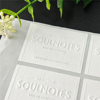 Etiquetas Adhesivas de Papel con Textura en Relieve Personalizadas, Logotipo de Lujo Ecológico para Perfumes, Cosméticos y Embalaje de Regalos