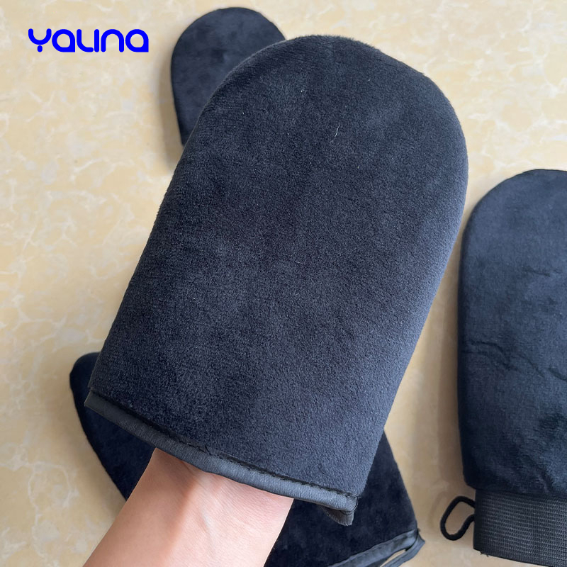 Grande mitaine noire