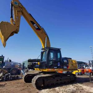Excavatrice sur chenilles Caterpillar 329D2 d'occasion, modèle 2022, 29 tonnes, équipement de construction haute performance avec moteur, boîte de vitesses et pompe - Product Image 6