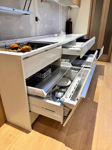 Gabinete de Cocina Blanco de Estilo Moderno Personalizado con Estantes Extraíbles, Herrajes de Almacenamiento Multifuncionales para Hogares Contemporáneos - Product Image 2