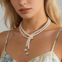 Collier Chaîne Élégant avec Pendentif Goutte d'Eau et Perles d'Imitation pour Femme, Bijoux de Mode Tendance et Accessoires Perlés
