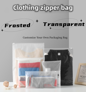 Sacs d'emballage pour vêtements en plastique givré avec fermeture éclair refermable, logo imprimé personnalisé, recyclables, pour chaussettes et chaussures, taille personnalisée - Product Image 3