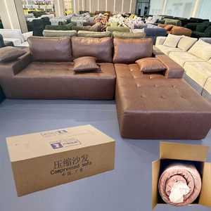 Canapé d'angle modulable en similicuir marron surdimensionné, à assise profonde, compressé sous vide, pour salon de villa - Product Image 1