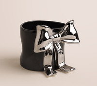 Mug en céramique moderne sans poignée avec grand nœud 3D – Prêt pour la livraison en Europe, idéal pour le café et le thé à la maison, compatible lave-vaisselle et micro-ondes