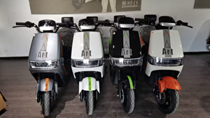 Factory Wholesale Art 60v 2000w Scooter Lithium Battery Passenger Motorcycle Adult for Commuting Art 2000w Power Provides High - Product Image 6