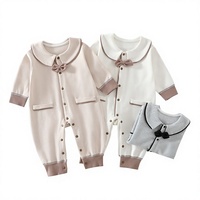 Barboteuse bébé en coton sans coutures, style preppy, col rabattu, tenue d'automne, combinaison de ramper tendance et polyvalente pour l'extérieur