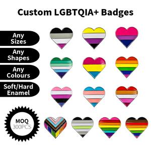 Pin Metálico Personalizado con la Frase "Eres Seguro/a Contigo Misma/o", Accesorio para el Mes del Orgullo, Bandera Arcoíris con Corazón, para el Grupo de Apoyo Juvenil LGBTQIA+ - Product Image 1