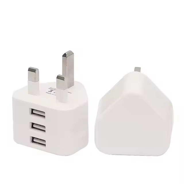 Wholesale Uk Wall Charger Three Ports Usb Charger Block Charger 3.1a Power Adapter Plug for Iphone 11 12 Pro Max for Samsung