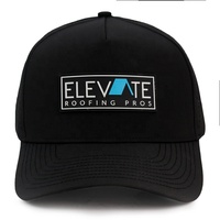 Gorra de Golf HS41 Negra y Blanca Personalizada con Logotipo Bordado en 3D, Perforada con Corte Láser, Impermeable, con Soporte para Tees y Marcador de Bola Magnético