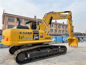 Excavadora de cadenas grande Komatsu PC240 con motor de 125 kW y caja de cambios para trabajos de terraplanación, minería, construcción de carreteras y proyectos industriales - Product Image 3