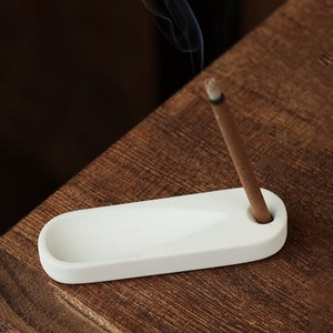 Incienso Económico en Caja de Fósforos para Varitas de Incienso de Madera Natural con Sándalo, Madera de Agar, Citronela, Cedro, Salvia Blanca y Palo Santo - Product Image 2