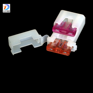 <span class=keywords><strong>Caja</strong></span> <span class=keywords><strong>de</strong></span> <span class=keywords><strong>Fusibles</strong></span> Automotriz <span class=keywords><strong>de</strong></span> Alta Calidad Personalizada para Motocicletas BX2016 <span class=keywords><strong>de</strong></span> 2 Pines Hecha <span class=keywords><strong>de</strong></span> Plástico Duradero - Product Image 3