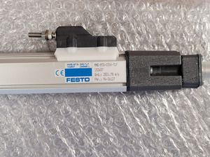 Système de mesure de déplacement linéaire PLC <span class=keywords><strong>MME</strong></span>-MTS-0300-TLF 152657 - Nouveau produit sous garantie expédié dans le monde entier - Product Image 2