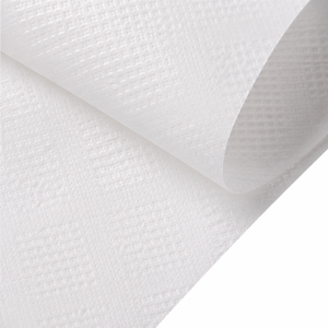 Rouleau de papier toilette jetable standard, doux, en pâte de bois vierge, blanc, pour usage en salle de bain - Product Image 3