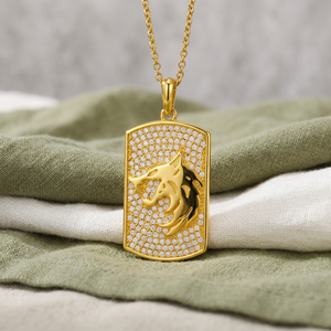 Pendentif RAMDUT IMPEX Chien Loup Glacé en Moissanite Argenté, Style Hip Hop Luxe, Certifié GRA, pour Soirées et Événements, Bijou Tendance Bling - Product Image 1