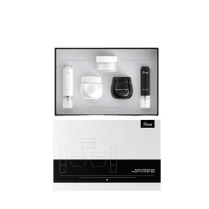 Le <span class=keywords><strong>meilleur</strong></span> ensemble de soins de la peau blanchissant, <span class=keywords><strong>Anti</strong></span>-<span class=keywords><strong>taches</strong></span> de rousseur, <span class=keywords><strong>Anti</strong></span>-<span class=keywords><strong>taches</strong></span>, éclaircissant, hydratant, ensemble de soins de la peau, 2023 - Product Image 1