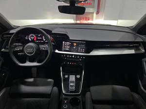 <span class=keywords><strong>La</strong></span> voiture d'occasion <span class=keywords><strong>la</strong></span> <span class=keywords><strong>moins</strong></span> chère et <span class=keywords><strong>la</strong></span> plus populaire, <span class=keywords><strong>Audi</strong></span> A3 2021 Sportback 35 TFSI, modèle élégant et raffiné avec 150 chevaux. - Product Image 5