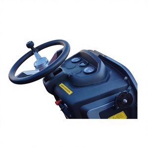 Tracteur agricole 4x4 de 50 à 240 CV avec moteur et boîte de vitesses, durable pour une utilisation agricole - Product Image 1