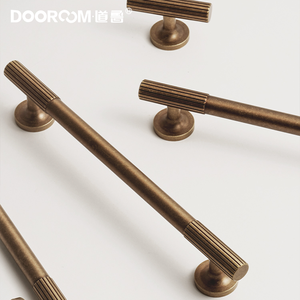 Poignées de meubles de luxe DOOROOM, fabrication directe, <span class=keywords><strong>en</strong></span> <span class=keywords><strong>laiton</strong></span> massif, à rayures verticales, <span class=keywords><strong>en</strong></span> forme de T - Product Image 6