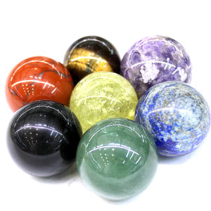 Cristaux de pierres précieuses naturelles en gros de haute qualité Natural1.6 cm 2cm Sphère de cristal - Product Image 3