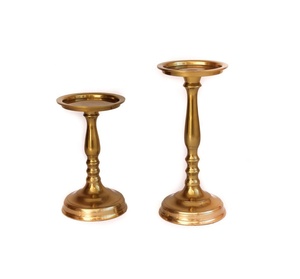 Juego de 2 portavelas de pilar de metal disponible en aluminio de color dorado Fabricante Mayorista venta directa de fábrica - Product Image 1