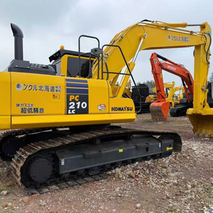 Excavatrice hydraulique Komatsu PC210-8 d'occasion, 21 tonnes, chenillée, d'origine japonaise, avec moteur Cummins, pompe et engrenages, modèle 2024 - Product Image 1