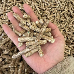 Fabricante de Pellets de Madera de Pino Ecológicos para Agricultura, Diámetro de 6/8 mm - Product Image 1