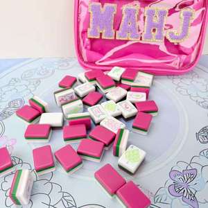 Juego de Mahjong Americano de Acrílico Rosa de Alta Gama, Acabado Artesanal, Ecológico y Duradero, Regalo para el Hogar, para Juegos de Cartas y Ajedrez - Product Image 1