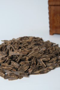Bois d'agar exotique Sanai Al-Muntashir Sumatran Loreng pour encens traditionnel et artisanat DIY N° 82 - Product Image 3