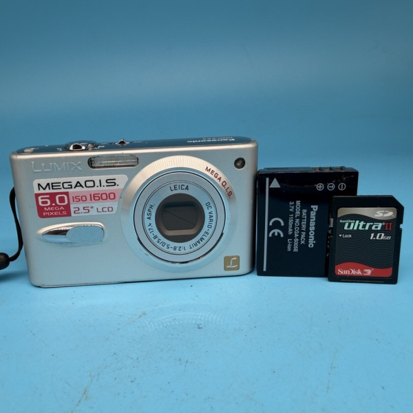 Plc Dmc-fx3 6.0mp Digital Camera with Card, Silver - Tested for Warranty Product