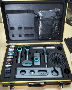 Kit <span class=keywords><strong>Professionale</strong></span> 4-in-1 <span class=keywords><strong>per</strong></span> <span class=keywords><strong>Capelli</strong></span> <span class=keywords><strong>e</strong></span> <span class=keywords><strong>Barba</strong></span>, Alimentato USB, 9000 RPM, Rasoio, Regolabarba, Asciugacapelli, Batteria Li-ion, Display LCD, Set Completo - Product Image 6