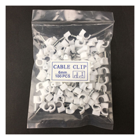 Lot de 100 attaches-câbles circulaires autobloquantes en nylon 66 de 20 mm, blanc/noir, avec support mural à clou pour câbles électriques
