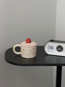 Strawberry Cake-Shaped Ceramic Coffee Mug with Lid, Cute Cream Piping Design, Girly Gift Set for Coffee, Tea, and Gifting - Product Image 3