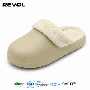 Sabots d'hiver en fourrure à bout fermé, pantoufles souples antidérapantes en EVA, sabots unisexes personnalisables - Product Image 2