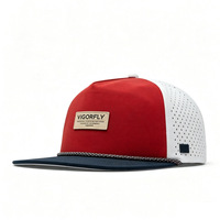 Gorra de Béisbol Personalizada de 5 Paneles con Visera Plana, Perforada con Láser para Mayor Estilo, de Secado Rápido, Impermeable, con Logotipo Bordado, 100% Poliéster