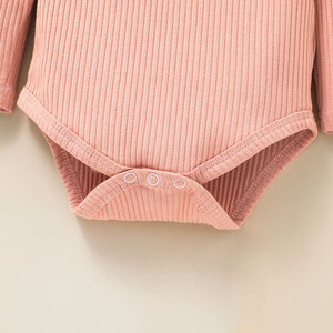 Vente flash - Combinaison bébé style décontracté, couleur unie rose clair, avec pantalon fleuri - Product Image 4