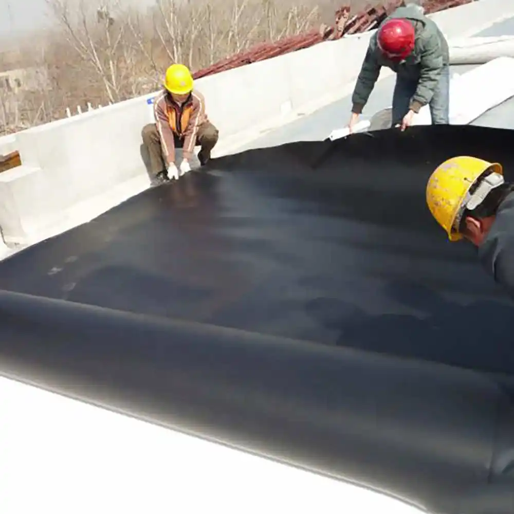 กันน้ำสีดำเรียบ0.5Mm-1.5Mm Epdm กันซึมเมมเบรน Epdm หลังคายางสำหรับหลังคาเท้า